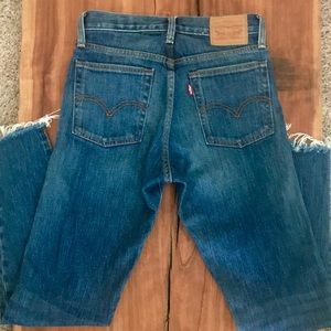 Levi’s wedgie icon straight leg jeans